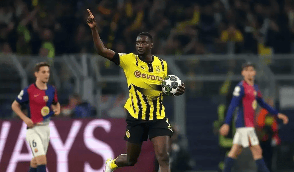 欧洲杯齐达内最后两分钟绝杀英格兰